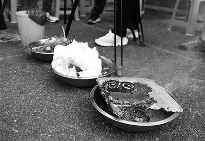 烟头中心温度可达多少度（烟头的危害性有哪些）