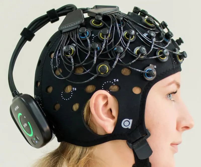 科技爱好者周刊（第 165 期）：全端 App 的时代