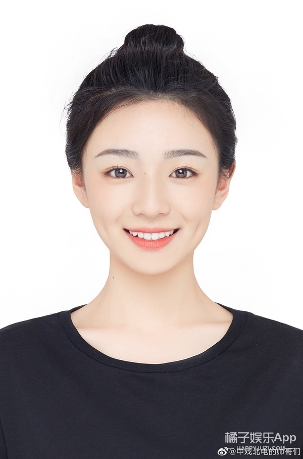 内娱学历内卷了？回顾历届明星高考成绩，张新成关晓彤被称真学霸