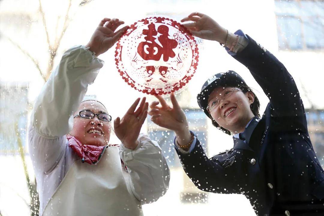 下篇｜“警营党旗红”——庆祝建党100周年优秀摄影图片展在宁举办