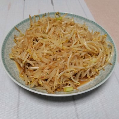 炒绿豆芽怎么做（家常版清炒绿豆芽的秘籍分享）