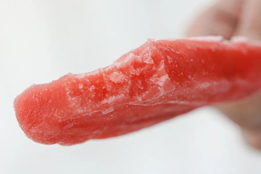 伊利冰工厂一个多少钱（分享5块钱以下的雪糕能有多好吃）(7)