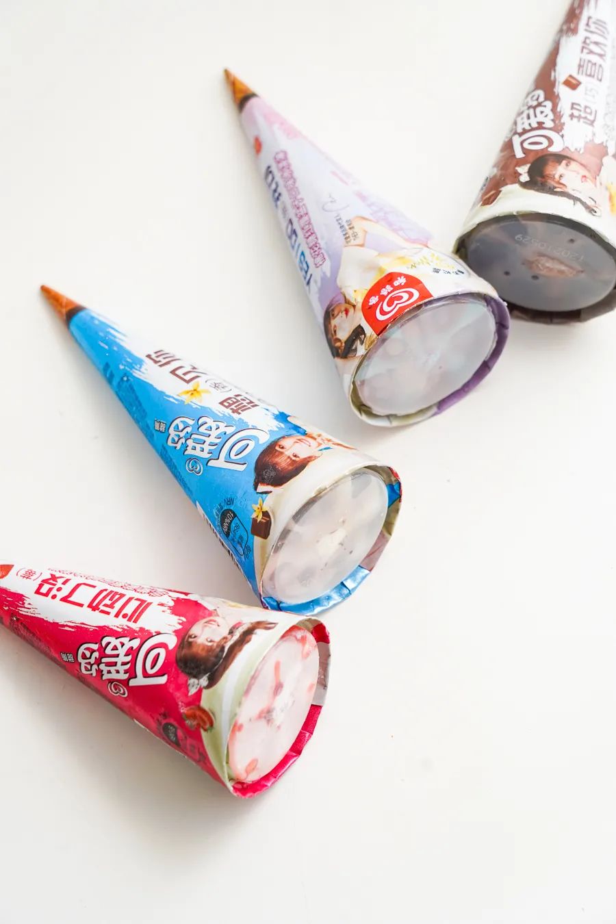 伊利冰工厂一个多少钱（分享5块钱以下的雪糕能有多好吃）(55)