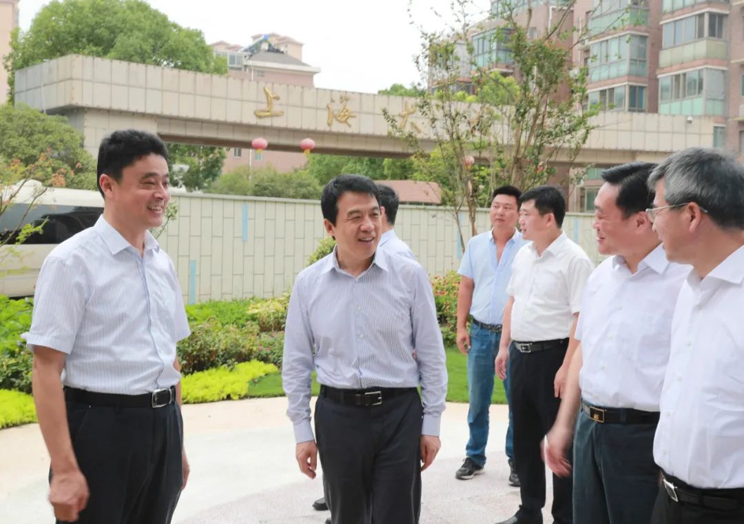 江苏4市迎新任市委书记；江苏省43名省管领导干部任职前公示；扬子江药业集团董事长徐镜人逝世｜苏商这一周