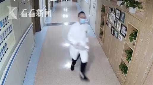 救人要紧！输液到一半 他突然拔掉针管冲了出去
