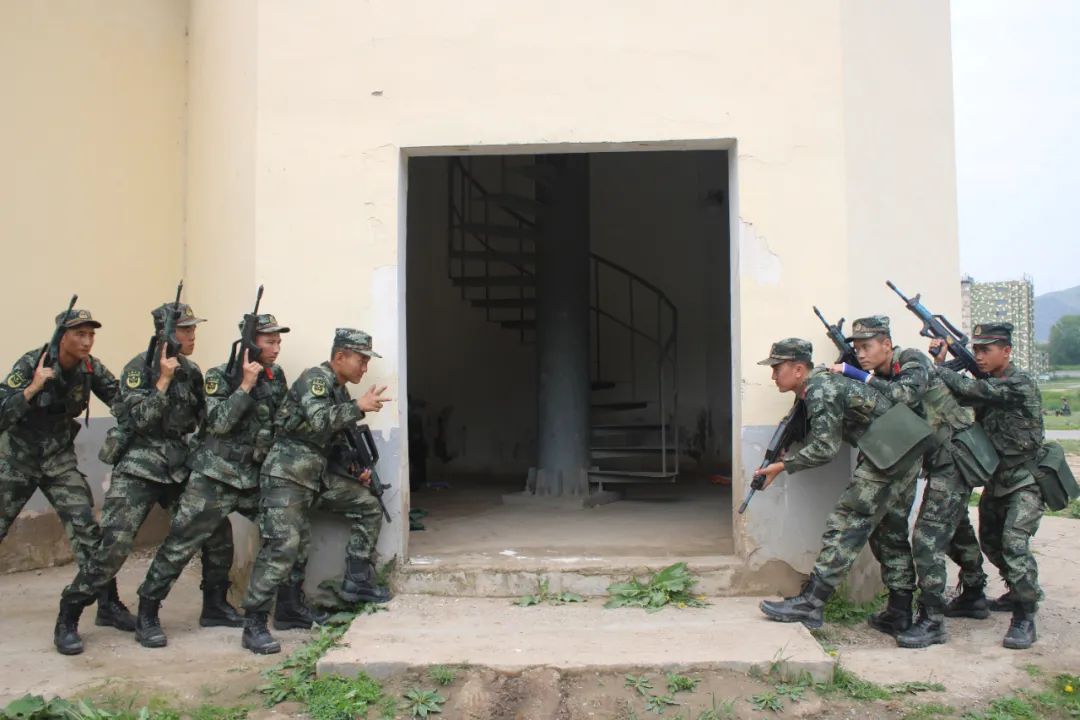 朗吧丨句句干货！送给新兵的五句话