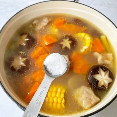 香菇玉米排骨湯,香菇玉米排骨湯可以一起燉嗎