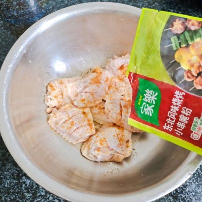 用烤箱烤鸡翅,用烤箱烤鸡翅用多少度多长时间