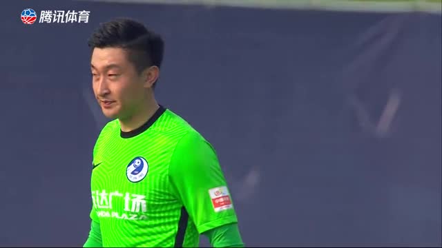 半场-河北1-0大连人(中超-尹鸿博助攻张威破门制胜 河北1-0大连人)