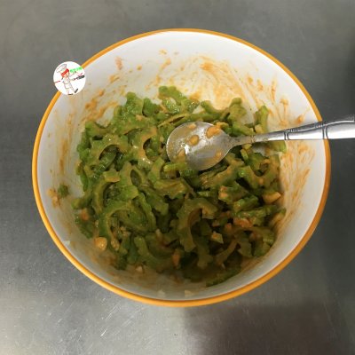 涼拌苦瓜,涼拌苦瓜的做法