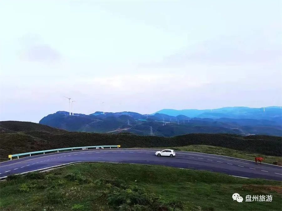 秋天，陪你逛草原