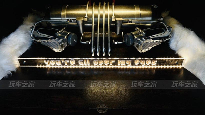 把女朋友的奔驰C Coupe拿来玩改装 给她一次让别人羡慕的机会