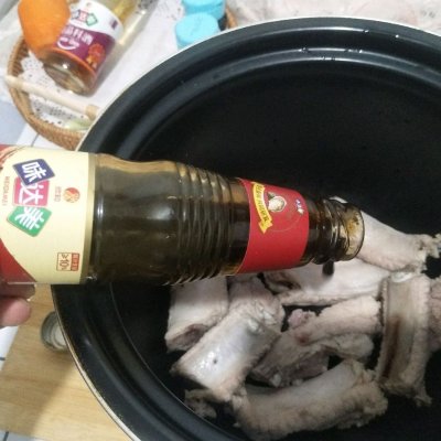 胡蘿卜玉米排骨湯,胡蘿卜玉米排骨湯做法