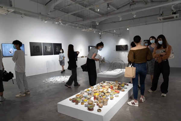 中央美术学院实验艺术学院青年教师展在陶溪川美术馆开幕