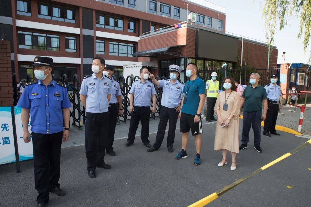 多图预警！骄阳似火，热情如我，12000名浦锦学子迎来开学首日