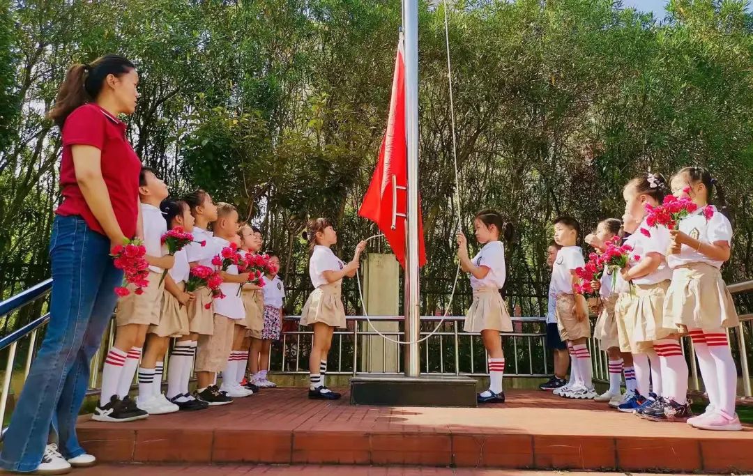 多图预警！骄阳似火，热情如我，12000名浦锦学子迎来开学首日