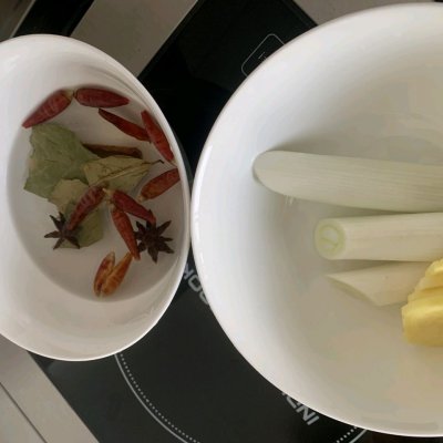 红烧牛肉怎么做好吃又嫩（老少皆爱的红绕牛肉做法）
