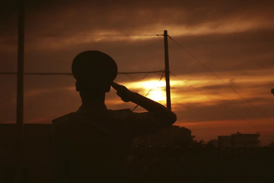 武警图片(朗吧丨你们穿军装的样子) - 赤虎壹号