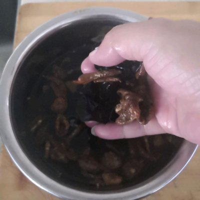 酸菜燉白肉,酸菜燉白肉的做法