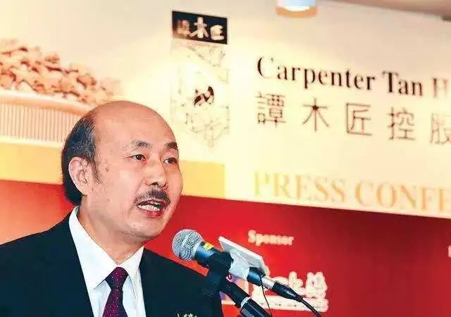 秃头企业家如何靠卖梳子年赚上亿？