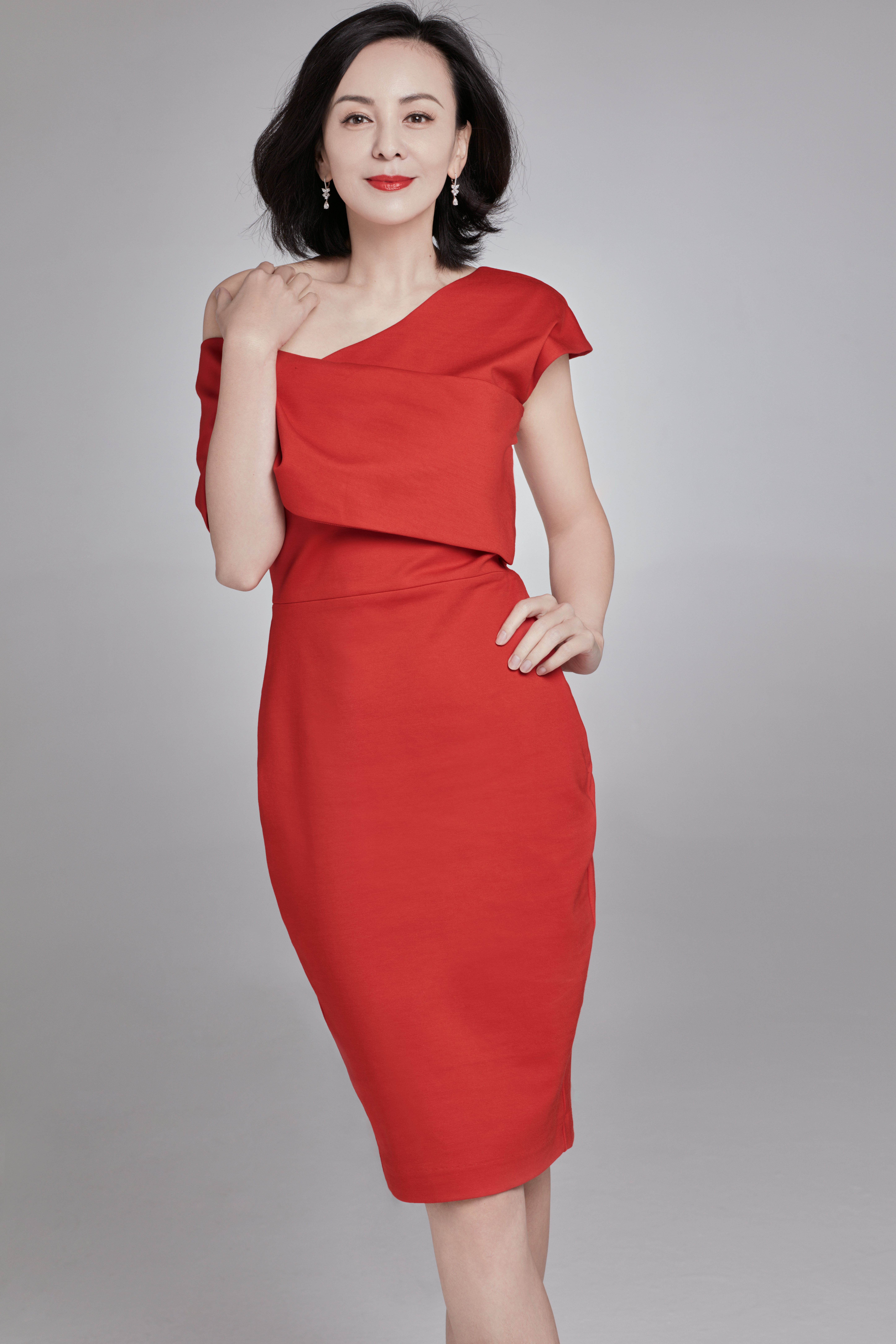 王琳:我爱"雪姨",也恨"雪姨"丨人物