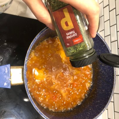 家庭牛排的簡易做法,家庭牛排的簡易做法視頻教程