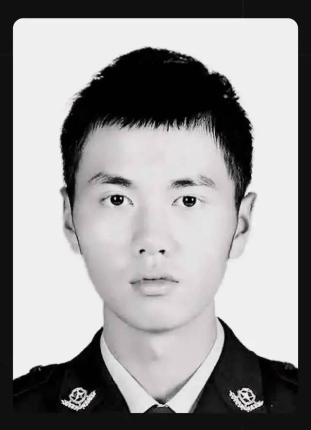 学不会偷懒的他这次却“早退”了，这些人背后的故事让人泪目......