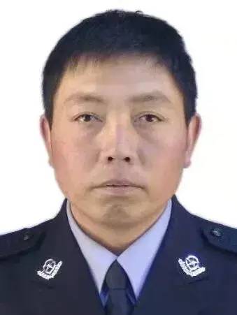 学不会偷懒的他这次却“早退”了，这些人背后的故事让人泪目......