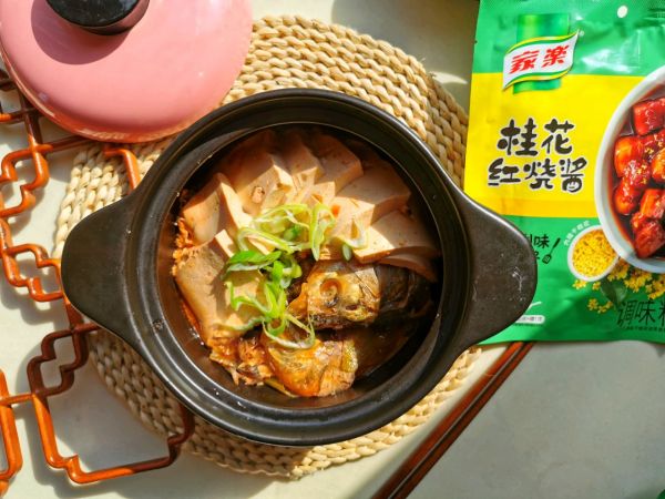 魚頭燉豆腐,魚頭燉豆腐的家常做法