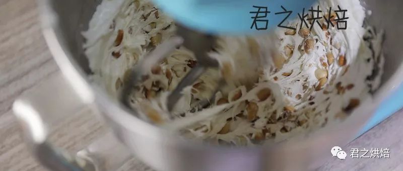 手工牛軋?zhí)?手工牛軋?zhí)堑淖龇芭淞? inline=