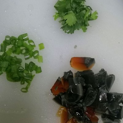 皮蛋瘦肉粥,皮蛋瘦肉粥怎么做簡單又好吃