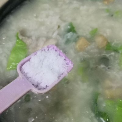 皮蛋瘦肉粥,皮蛋瘦肉粥怎么做簡單又好吃