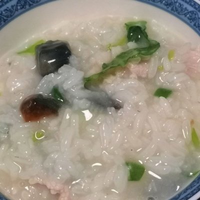 皮蛋瘦肉粥,皮蛋瘦肉粥怎么做簡單又好吃