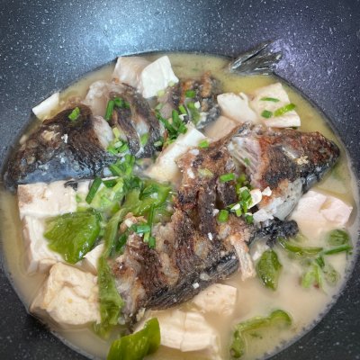 鯽魚豆腐湯做法,鯽魚豆腐湯做法又白又濃