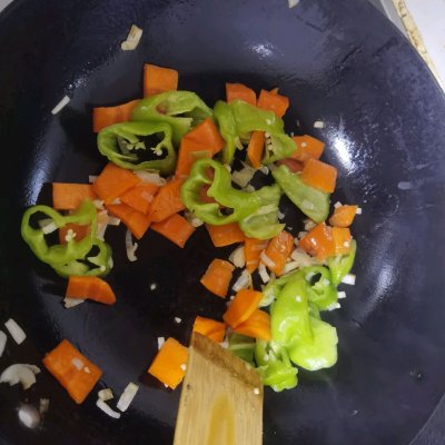 溜肉段的做法,溜肉段的做法東北