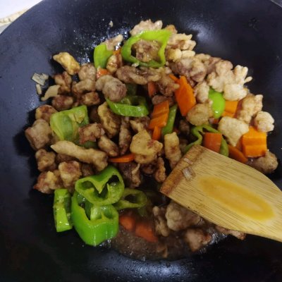 溜肉段的做法,溜肉段的做法東北