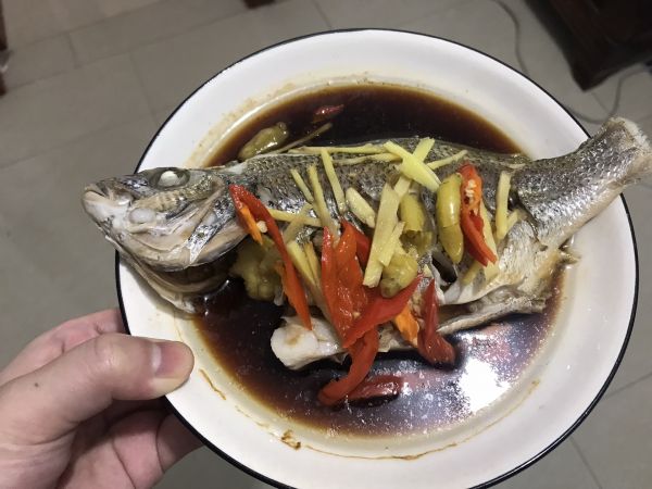 清蒸魚的家常做法,清蒸魚的家常做法簡單