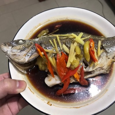 清蒸魚的家常做法,清蒸魚的家常做法簡單