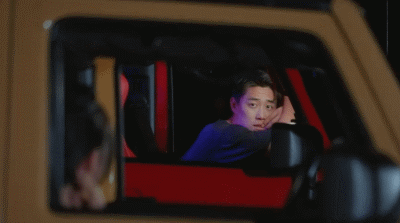 这也算甜甜的恋爱？三角恋男女嘉宾粉丝吵架？女嘉宾被批没教养？