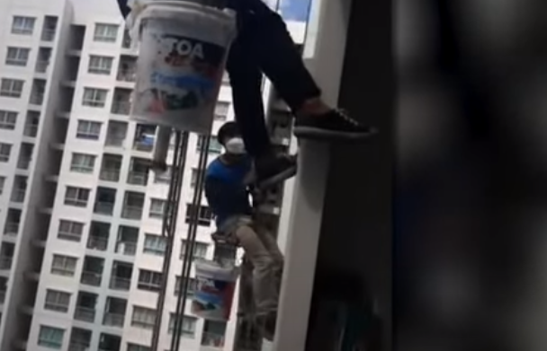 割断安全绳,割断安全绳致工人坠落