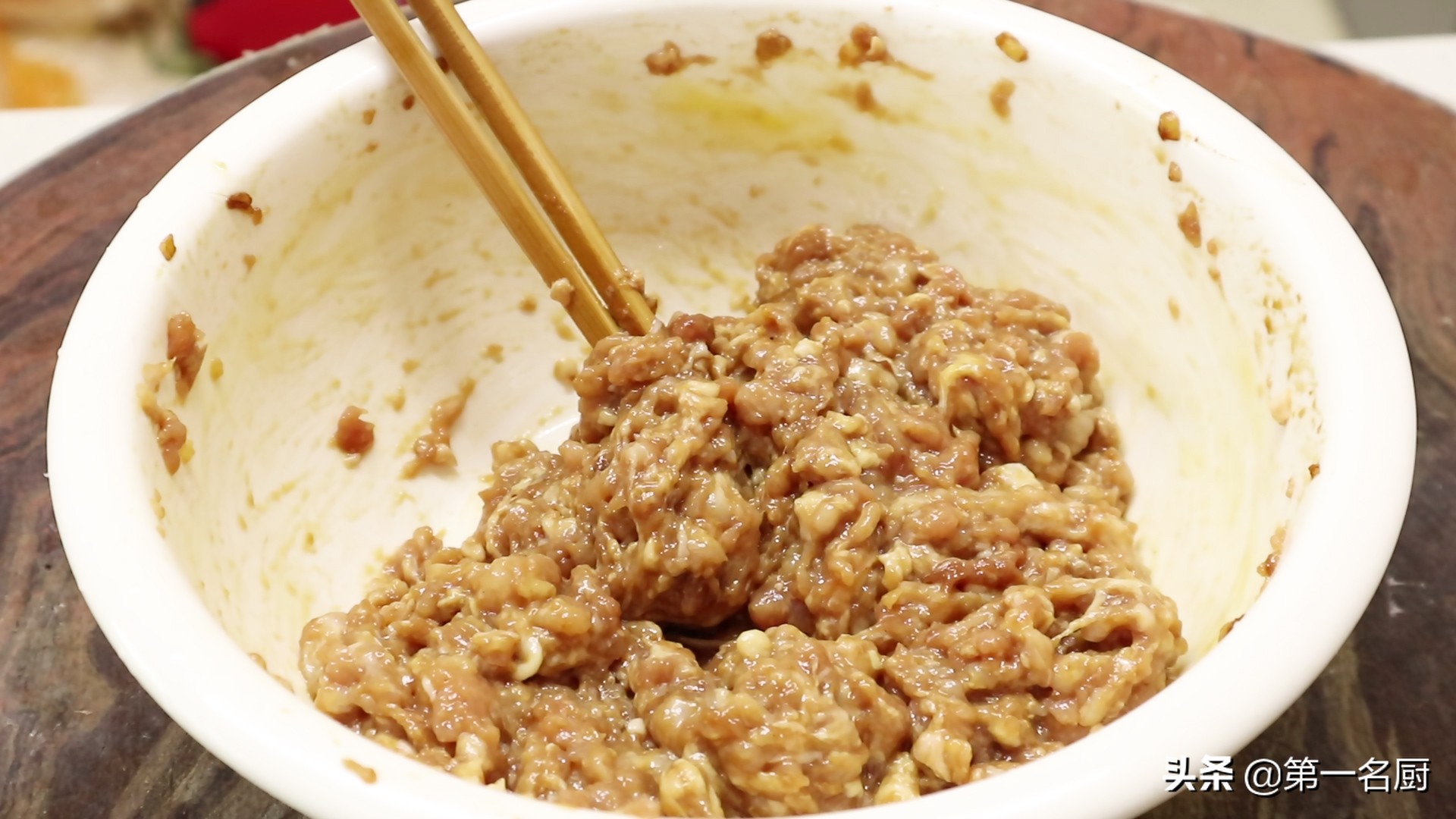 白菜豬肉餃子餡的做法,白菜豬肉餃子餡的做法白菜用焯水嗎