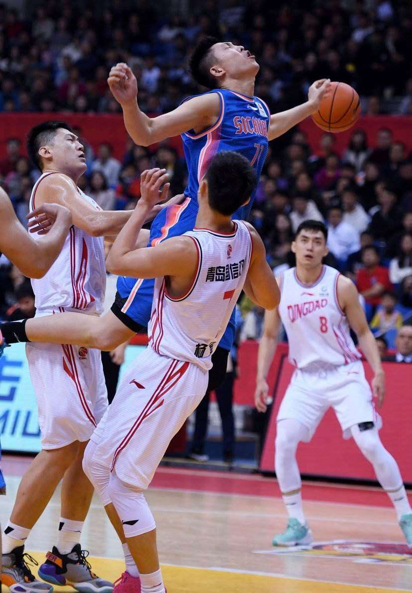 cba哪里有版权(5年20亿CBA版权尘埃落定，优酷和腾讯放弃，咪咕成独家版权)