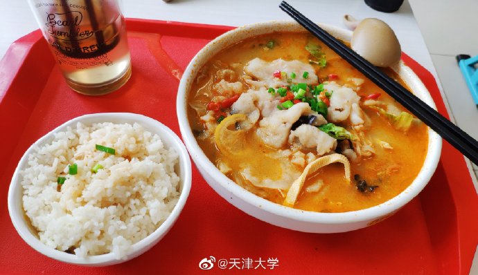 这5所“双一流”大学，用美食征服师生，学生：4年时间真吃过瘾了