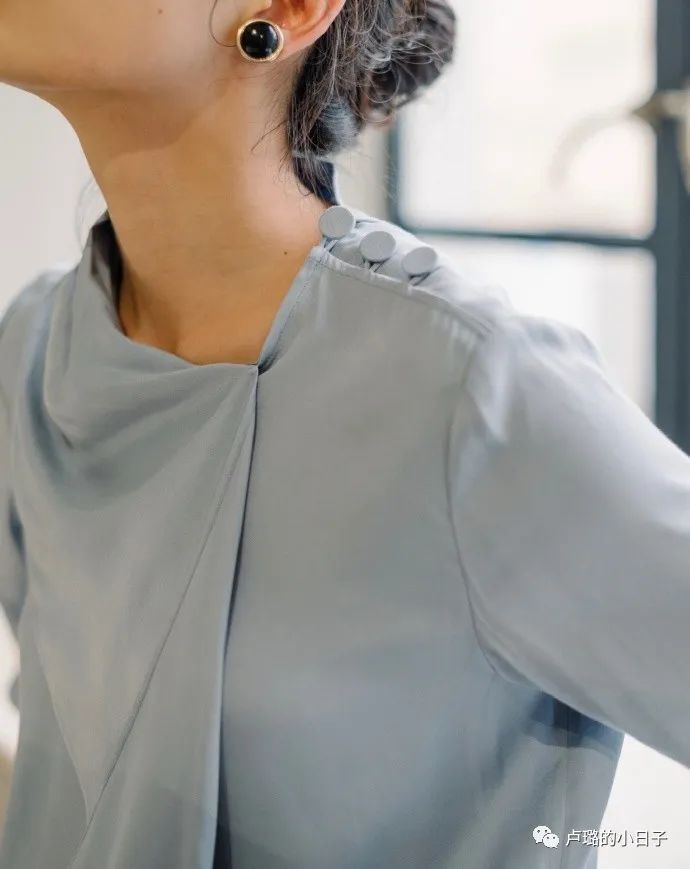 看了這8個(gè)國(guó)產(chǎn)服飾品牌，才明白什么是屬于中國(guó)的高級(jí)感