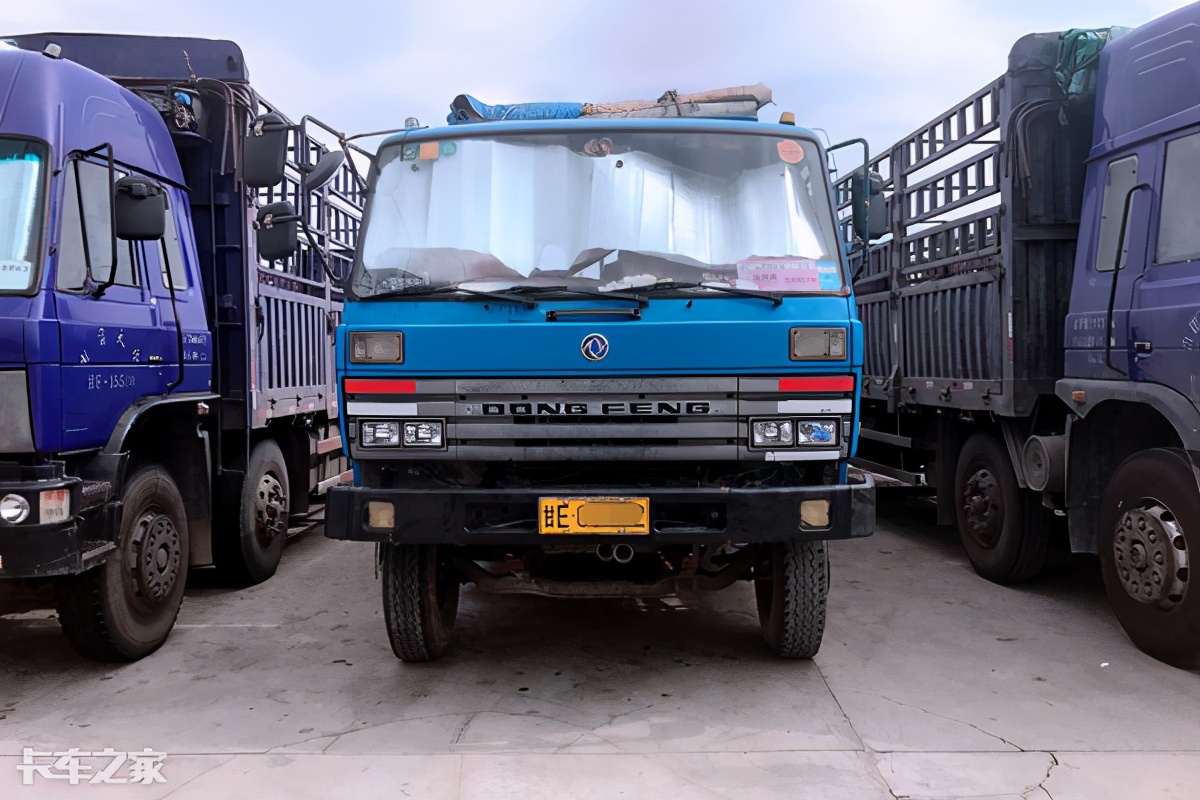 货车多少年报废(小心车辆在) - 青木春