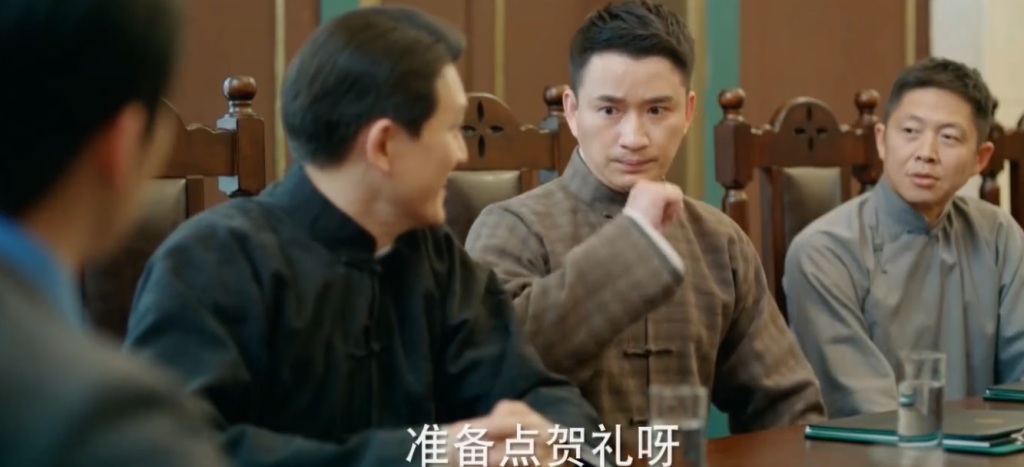 程亦治以死拒绝了黄如虹，以未葬母身上的疼痛给予了吴丽姿机会。