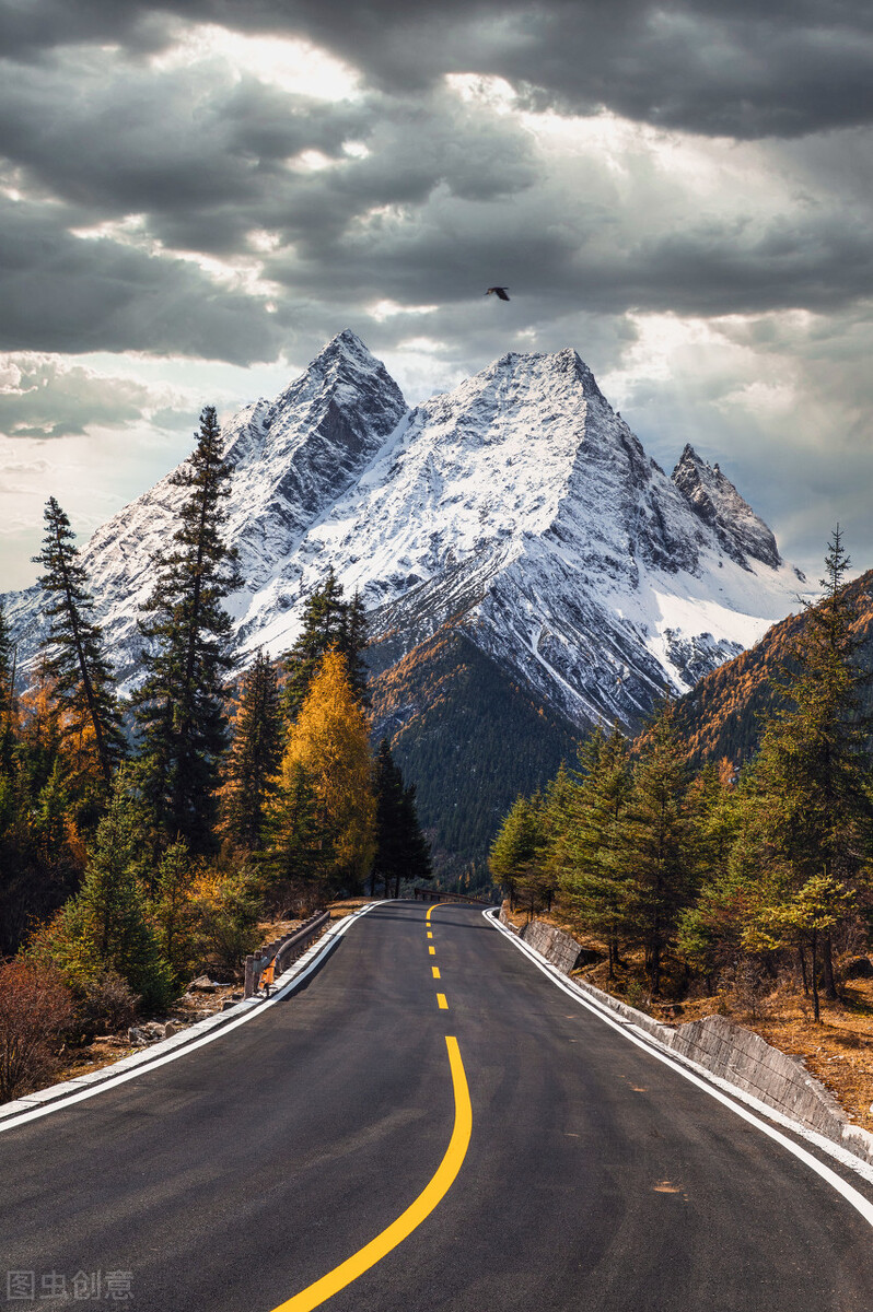 10月这12个颜值高地，已补好了妆，将向世人“卖弄”最美一面