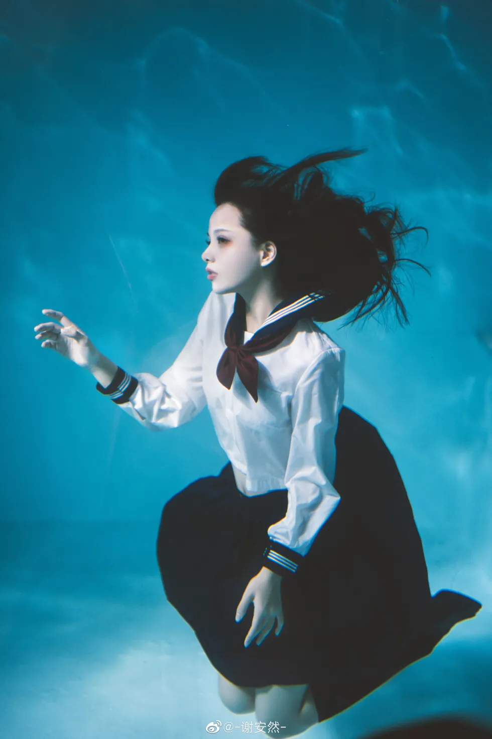 现在的JK圈为什么比Lo圈更火