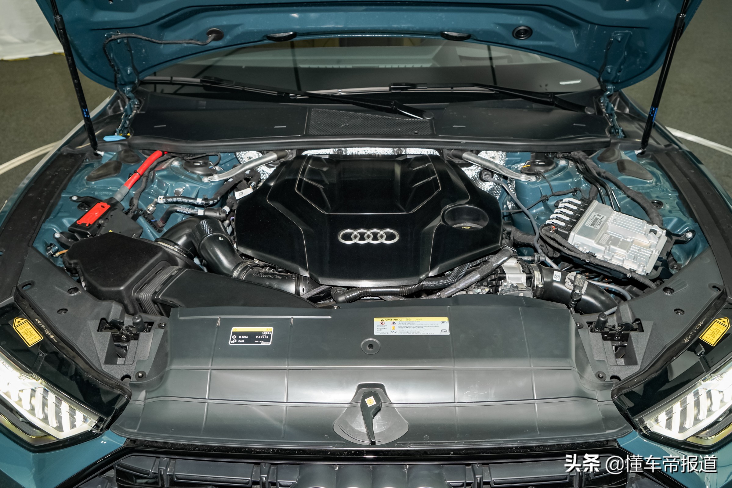新车 </p><p>　　 比A6L“高半级”！上汽奥迪A7L正式开启“先行版”预订
