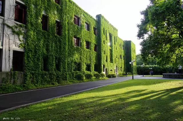 百年学府、袁隆平母校、中国最美高校、培养33位中国市长，这所大学在重庆！